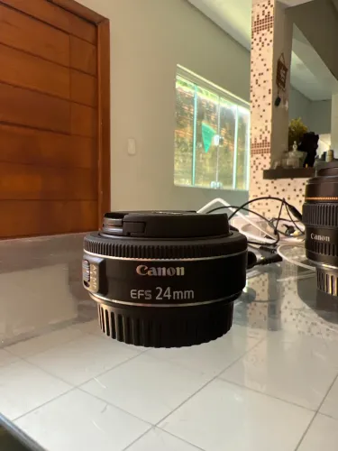 Lente Canon Ef-s 24mm F/2.8 Stm Wide Angle