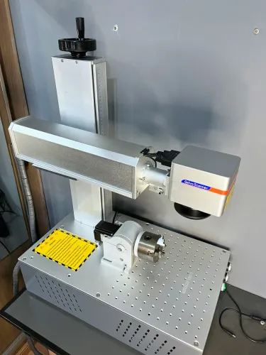 Gravadora FIBER LASER 30W