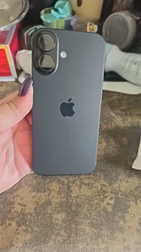 iPhone 16 256GB bateria 100% está na garantia até o próximo mês estou pedindo 3.900 