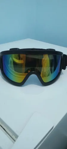 Óculos de andar em gelo ta perfeito