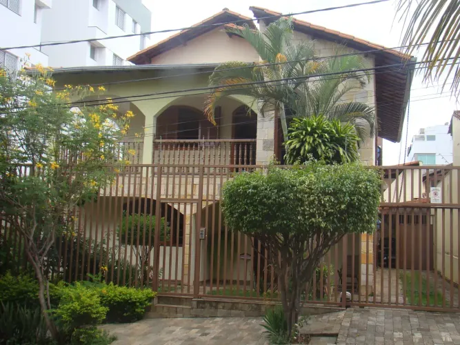 Castelo  Casa Espetacular  Conforto, Espaço e Sofisticação!!!