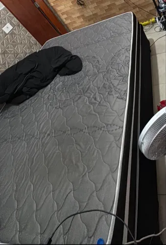 Cama de casal baú