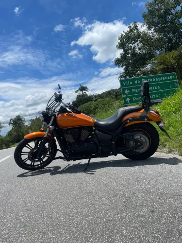 Kawasaki Vulcan 900 Custom Laranja