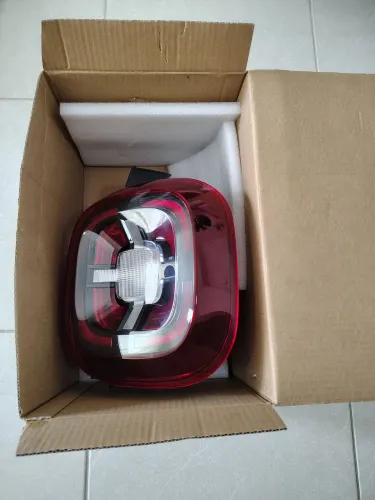 Lanterna Traseira DUSTER 23/24