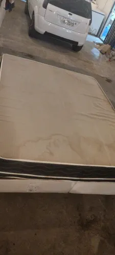 Cama queen