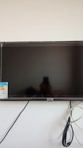 Smart Tv 32 polegadas acesso a Net Flix YouTube golgoplay e Etc.. 800 no Pix ou no cred