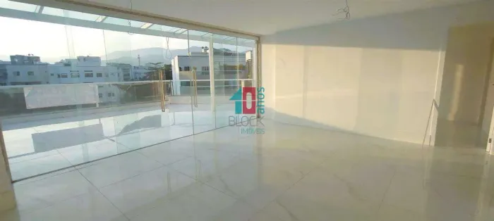 Recreio dos Bandeirantes | Cobertura 3 quartos, sendo 3 suites
