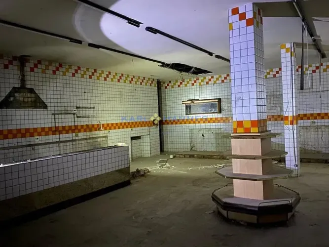 Excelente espaço comercial para locação no bairro Retiro. Frente para a rua principal e ac