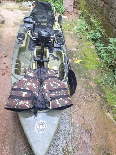 Caiaque Tarpon com Pedal e 01 colete de brinde