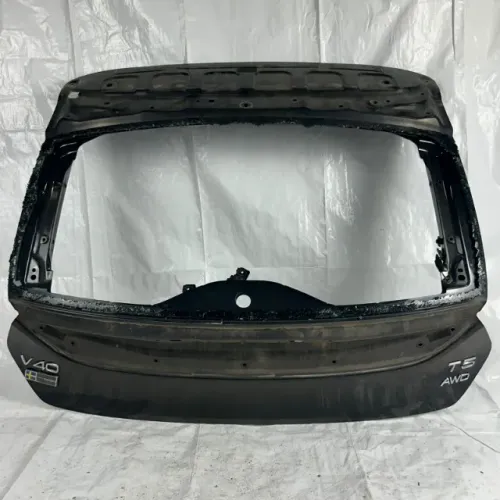 Tampa traseira Volvo V40 T5 2014