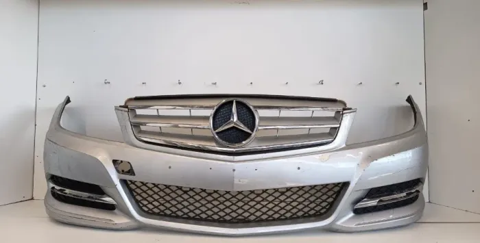 Para-choque Dianteiro Mercedes-Benz C200 - Original Usado