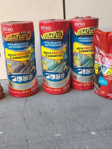Manta asfáltica com primer.