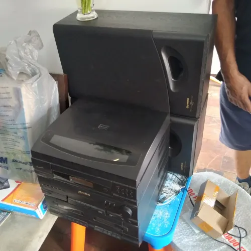 Toca Disco Gradiente Avanti + 2 caixas W-20 originais