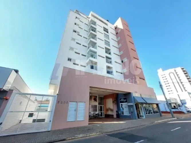 Apartamento Moderno com 2 Dormitórios no Centro de São Carlos