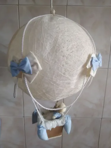 Luminária formato de balão infantil