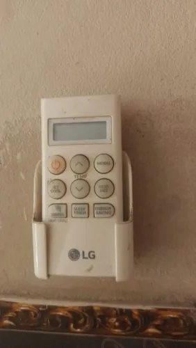 Vendo ar-condicionado,LG.