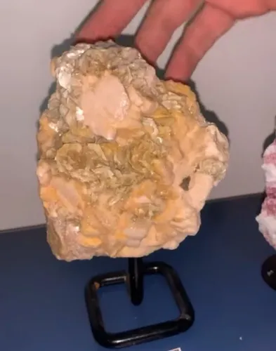 Mica estrela na matriz, na base de ferro.