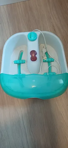 Massageador SPA para os pés - 127volts - Cria bolhas
