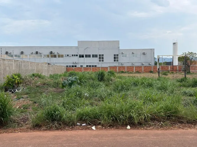 Lote c/ 1.140,75m², na 401 Norte, Palmas, TO