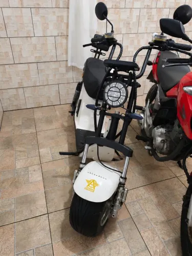 Moto elétrica apenas 6900