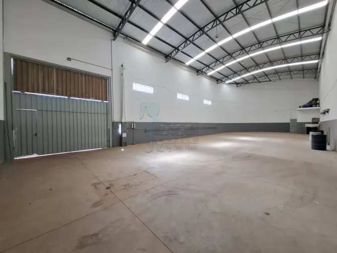 Galpão de 300m² com 02 lavabos para locação - Jardim Jóquei Clube