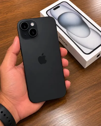 iPhone 15 256GB bateria 89%