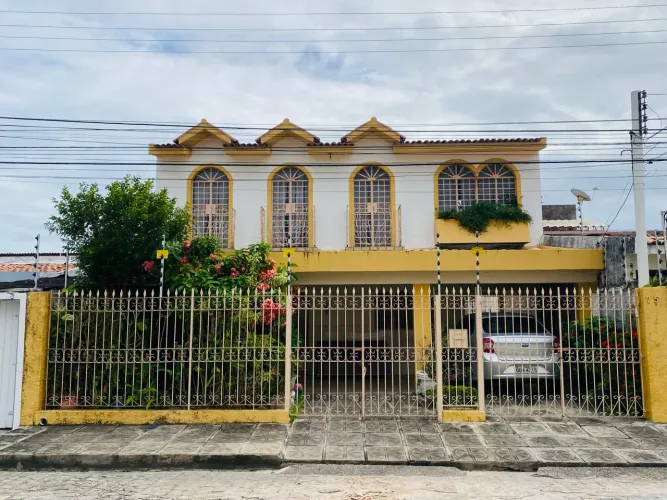 Casa a venda