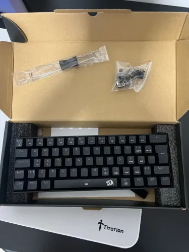 Teclado Redragon Dragonborn, Switch Marrom