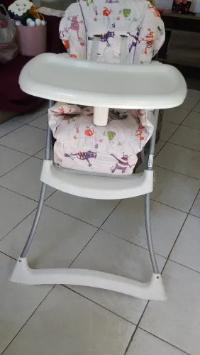  cadeira de alimentação Burigotto modelo Papa & Soneca .