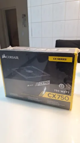 Fonte Corsair CX 750