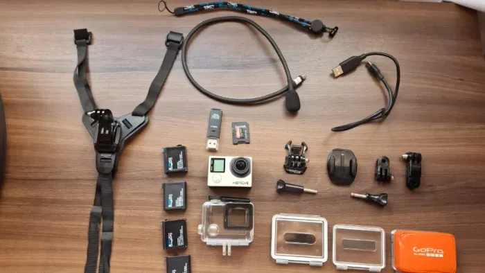 Kit Motovlog Completo - GoPro Hero 4 Black + Microfone Dudacell 