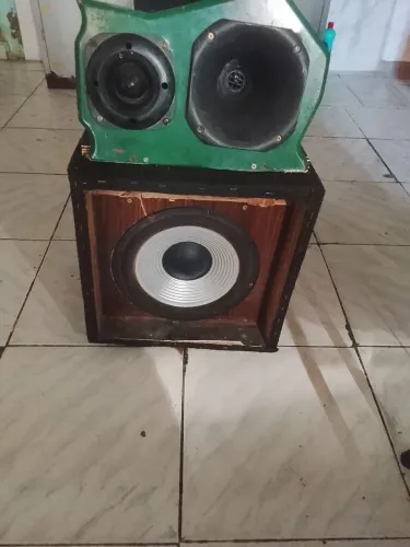 Vendo caixa de som automotivo
