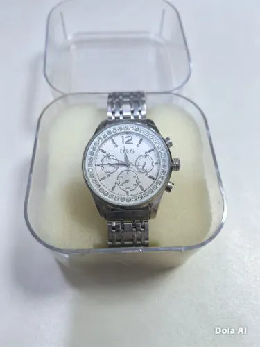 Relógio D&G novo. Acompanha pilha nova.