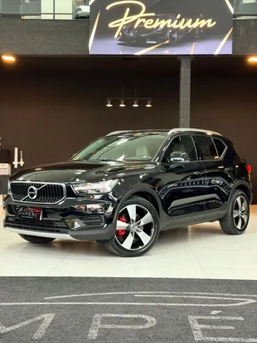 Volvo XC40 T-5 Momentum 2.0 252cv AWD 2020