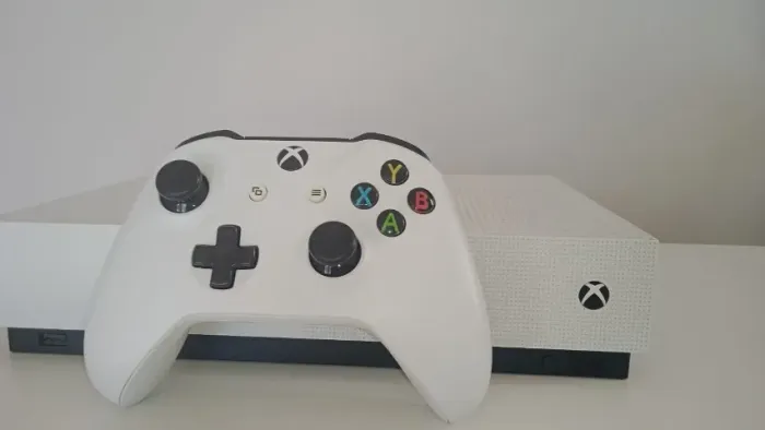 XBOX ONE S ALL DIGITAL 1Tb