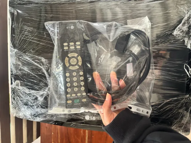 monitor/TV LCD LG 22LG30R