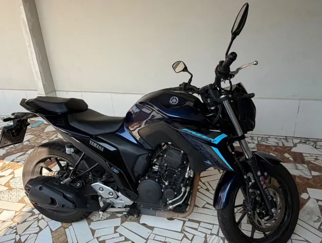 Moto yamaha fazer 250 ano 2026