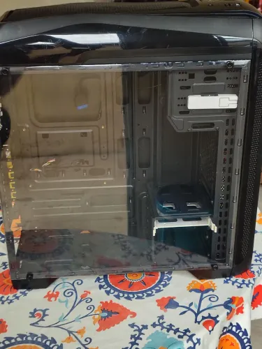Gabinete Gamer Bluecase BG-024.