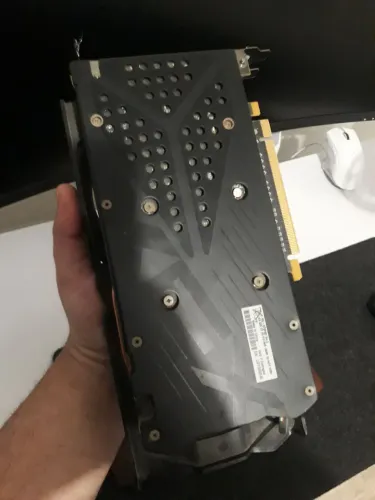 Placa de vídeo rx 570 8gb em perfeito estado