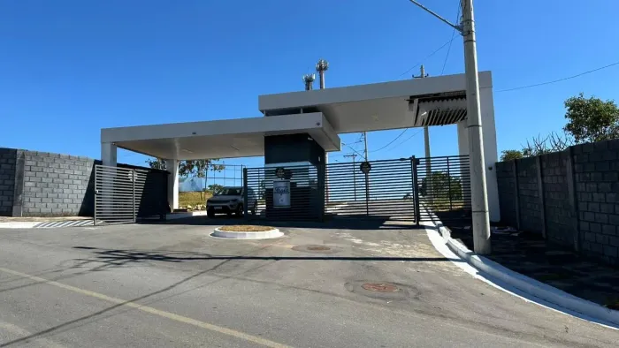 Excelente lote em condomínio fechado, próximo ao centro de Formiga