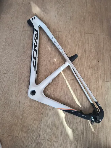 Quadro de fibra de carbono 