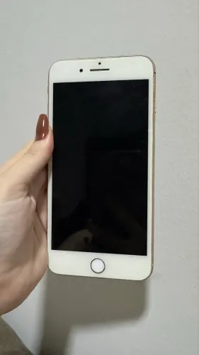 IPHONE 8 PLUS Funciona, apenas com a traseira quebrada. Acompanha capa de vidro nova 