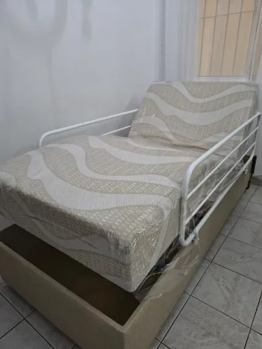 Cama Hospitalar Motorizada Elétrica C/ Colchão Grades Idoso