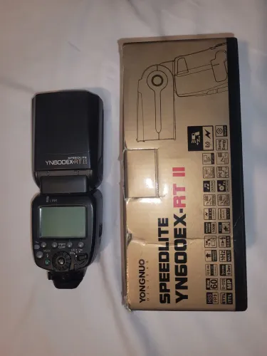 Flash Yongnuo YN600EX-RT II para Canon - Estado de Novo + Acessórios + Caixa