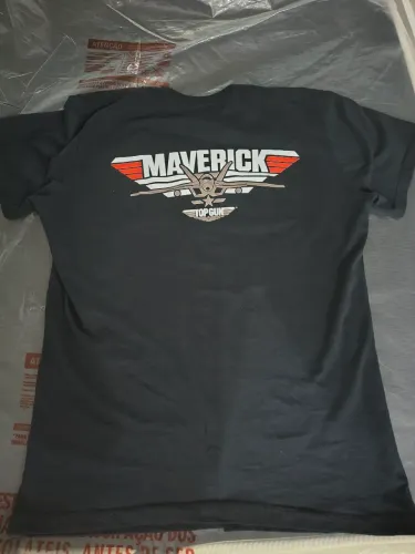 Camisa com desenho do Filme TOPGUN