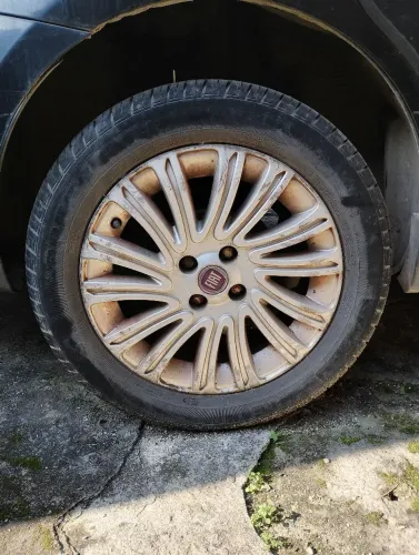 Rodas do grand siena 