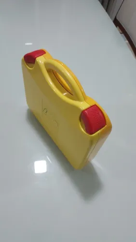 Maleta Lego com blocos de montar, vocês diversas