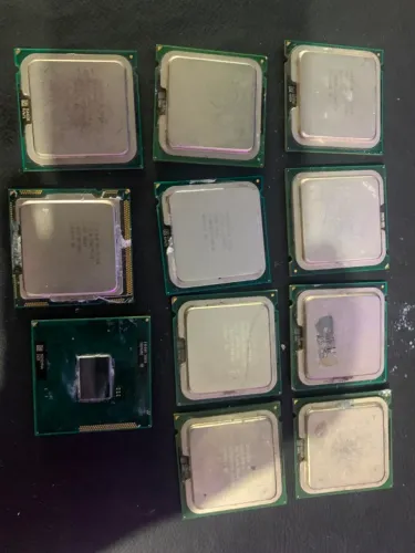 KIT COM 10 PROCESSADORES INTEL + 1 CHIPSET PARA SUCATA / RETRO COMPUTAÇÃO