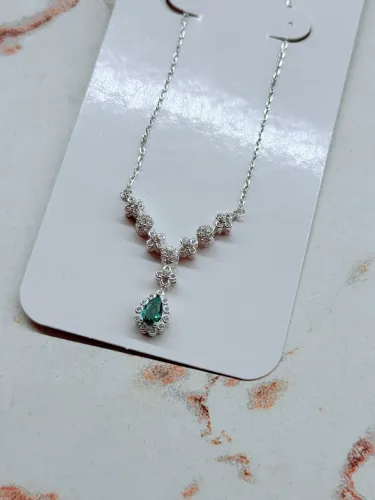 Colar Importado Cravejado com Flores - Prata 925