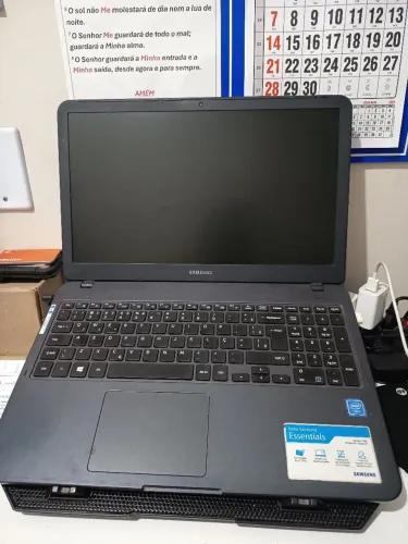 Notebook Samsung Essentials em prefeito funcionamento 